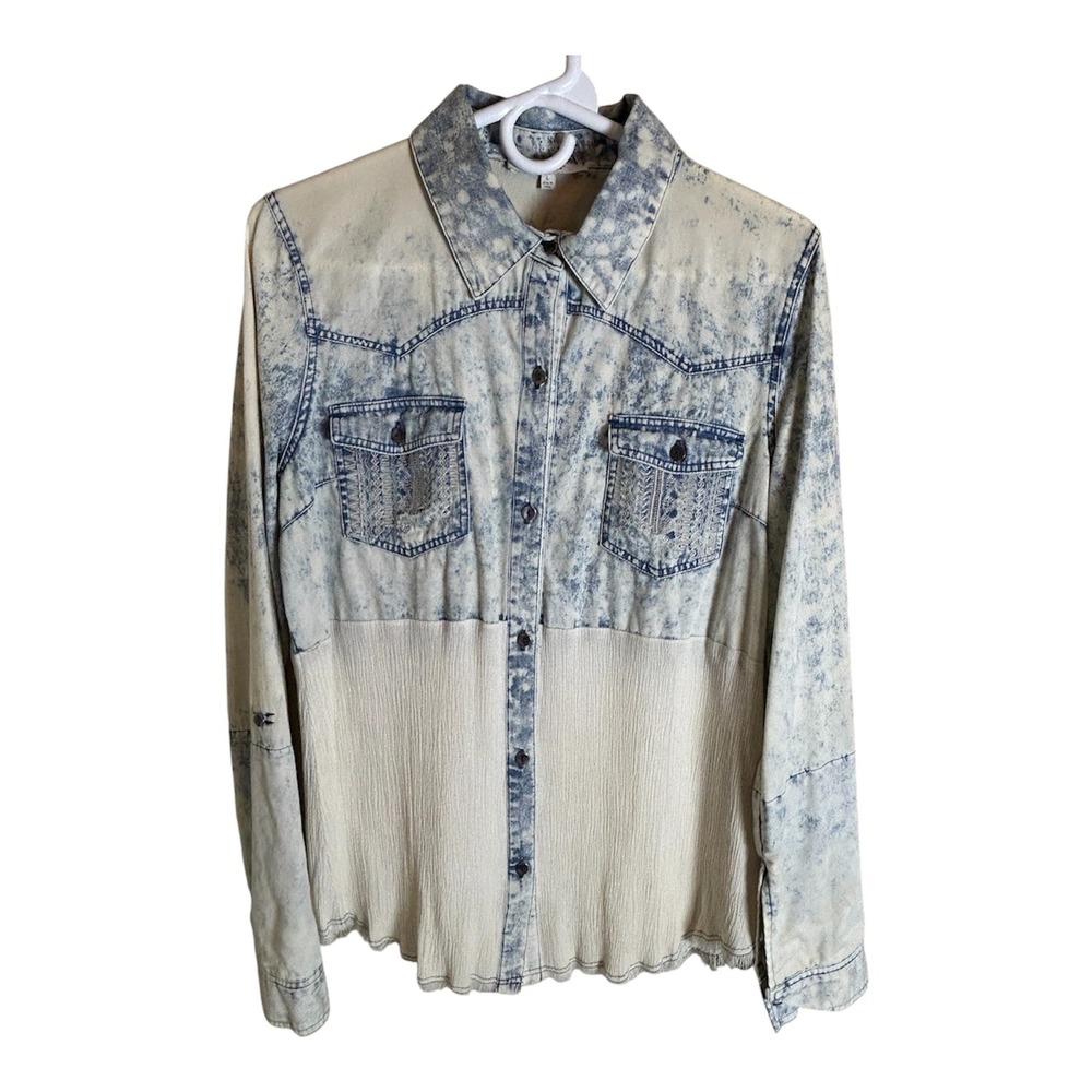 Miss Me Button Down Shirt Women Large Blue Acid Wash Mixed Media Embroidered